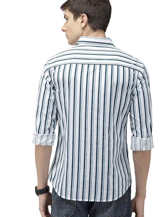 The Indian Garage Co Men Slim Fit Checkered Full Sleeves Spread Collar Casual Shirt