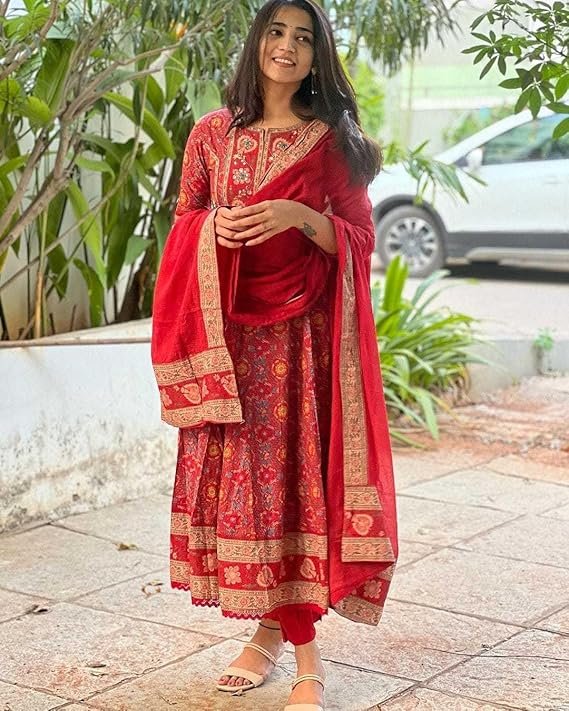 KLOSIA Women Rayon Printed Anarkali Kurta and Pant with Dupatta Set