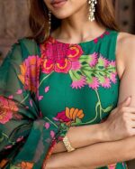 KLOSIA Women's Viscose Kurta and Pant with Dupatta Set