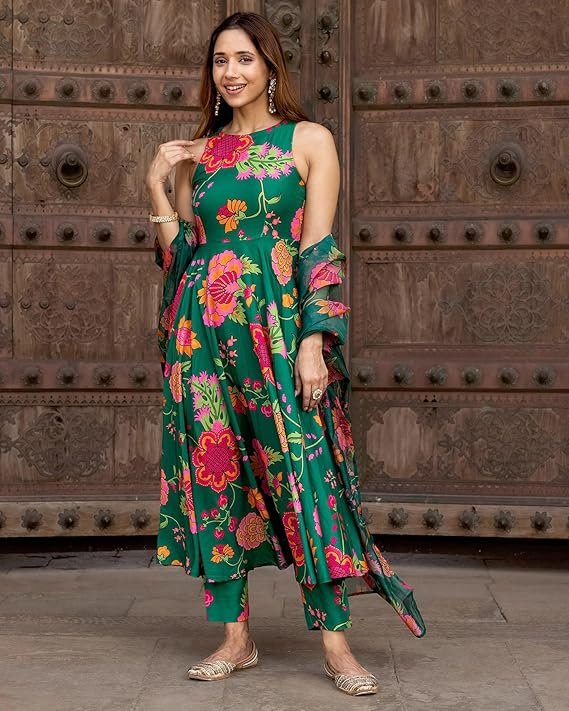 KLOSIA Women's Viscose Kurta and Pant with Dupatta Set