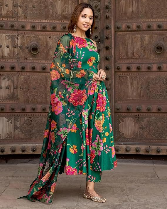 KLOSIA Women's Viscose Kurta and Pant with Dupatta Set