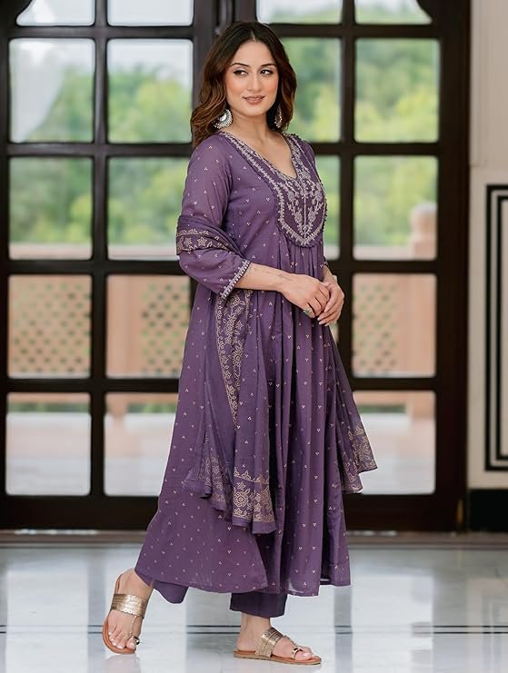 Amazon Brand - Myx Women's Embroidered Anarkali Kurta Pant Set with Organza Dupatta